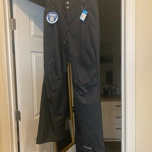 Women’s ski pants